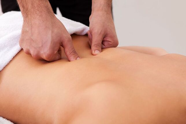 Ārstnieciskā masāža - metode, kā atbrīvoties no muguras sāpēm lāpstiņu rajonā
